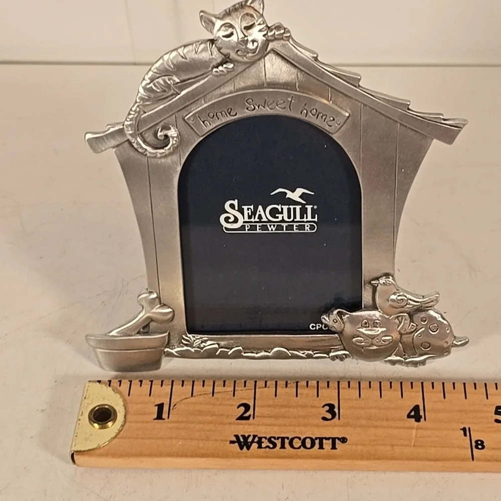 1997 Seagull Pewter Small Picture Frame Cat on Dog‎ House Dog Bird Bowl Bone